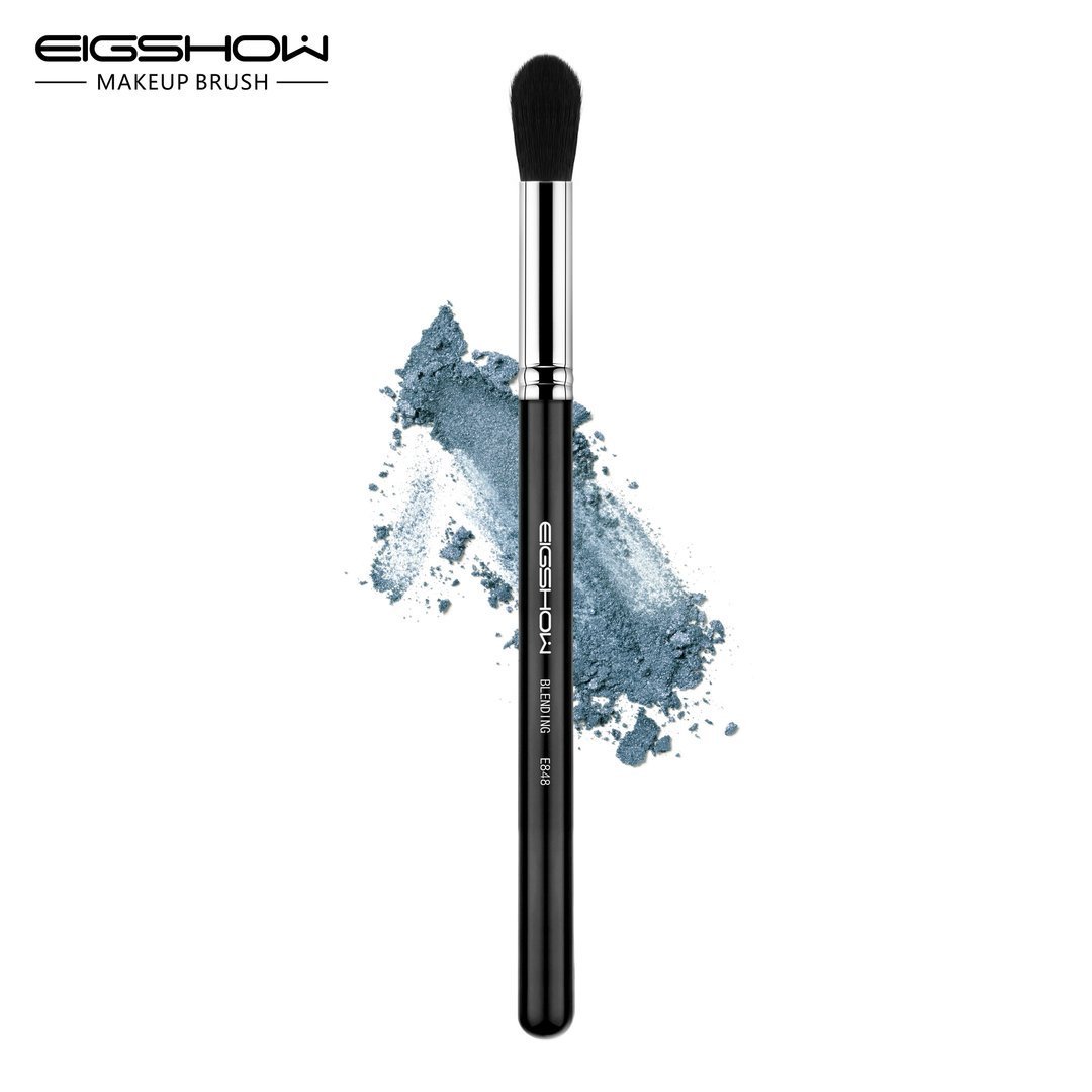 Eigshow Beauty E848 Pędzel do nakładania blendowania cieni