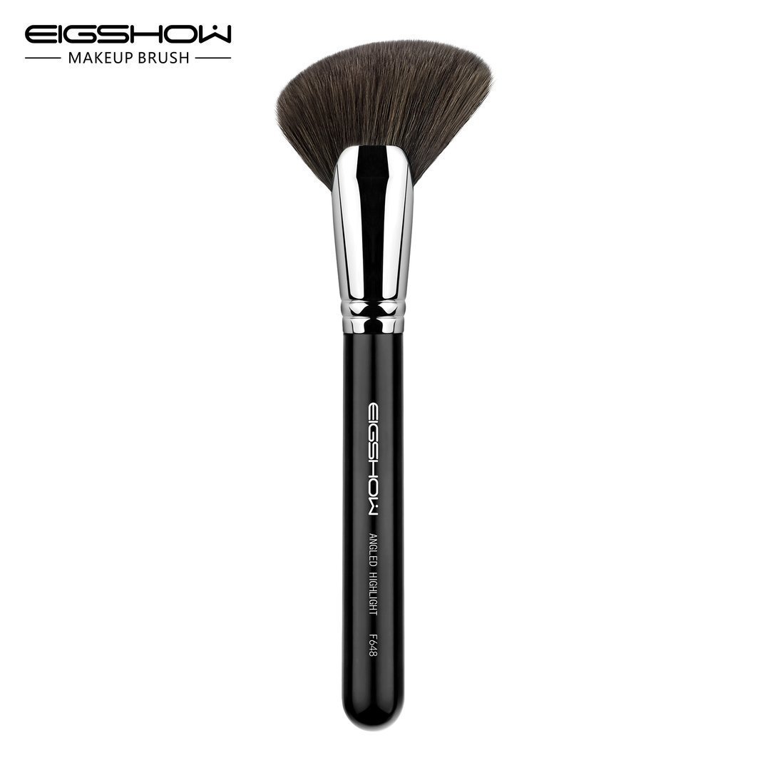 Eigshow Beauty F648 Kątowy pędzel do pudru różu