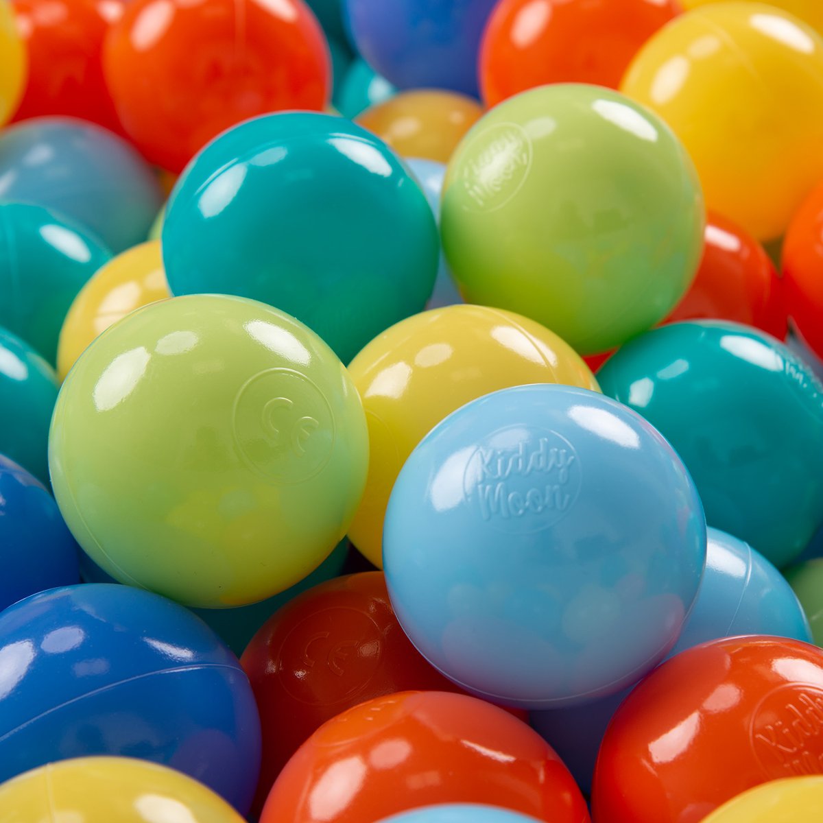 KiddyMoon, plastikowe piłeczki 7cm jasny zielony-pomarańcz-turkus-niebieski-babyblue-żółty 50