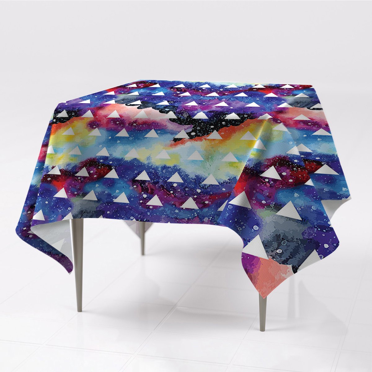 Obrus na stół do pokoju Kosmiczne trójkąty 150x150, Fabricsy