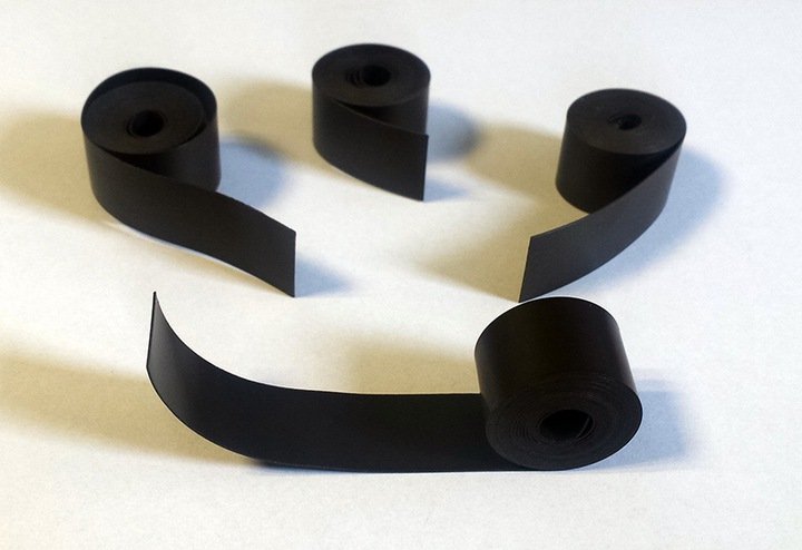 Pasek z folii magnetycznej 0,4mm x 15mm bez kleju
