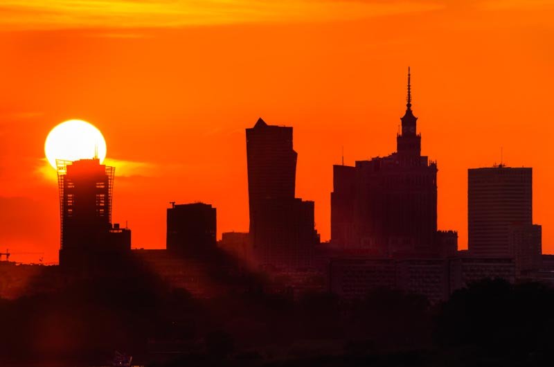 Warszawa Zachód słońca Wielka kula - plakat premium 120x90 cm