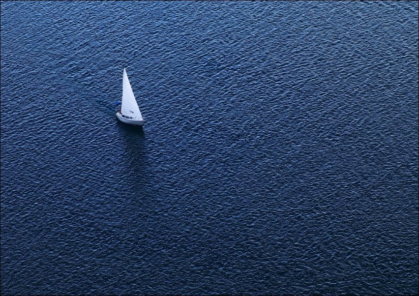 Galeria Plakatu, Plakat, Lonely yacht, The top view, 70x50 cm