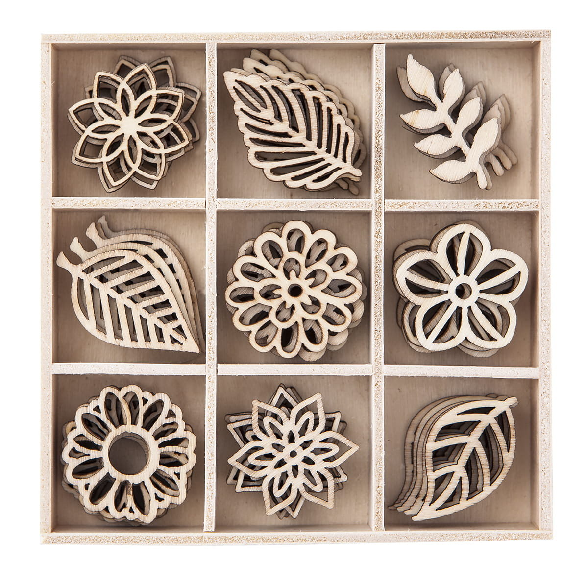 Liście kształty z drewna 45 szt.