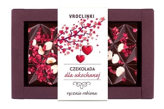 Czekolada Gorzka Z Malinami I Orzechami Laskowymi Dla Ukochanej Dwa Serca