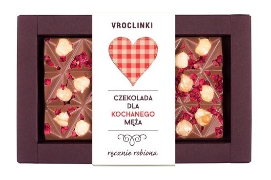 Czekolada Mleczna Z Malinami I Orzechami Laskowymi Dla Kochanego Męża