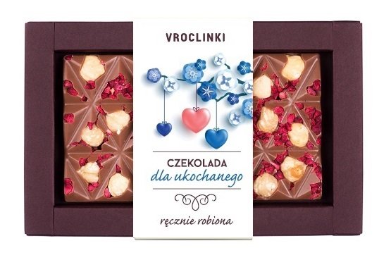 Czekolada Mleczna Z Malinami I Orzechami Laskowymi Dla Ukochanego Trzy Serca