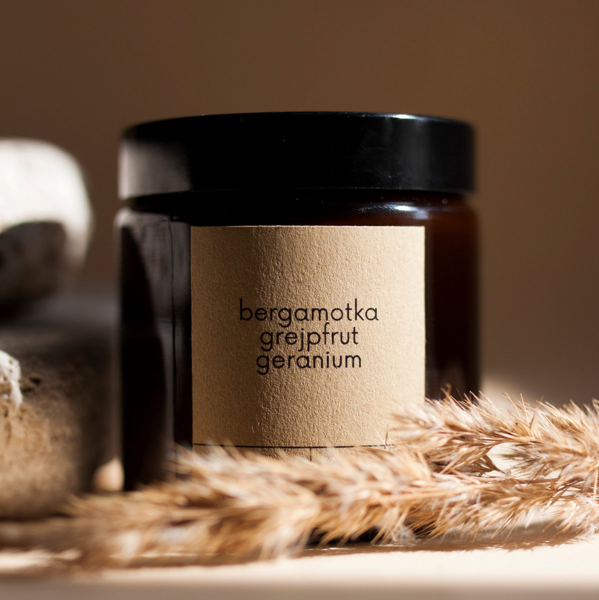 Laboratorium Dobrego Nastroju, Świeca Sojowa: Bergamotka-Grejpfrut-Geranium, 120 ml