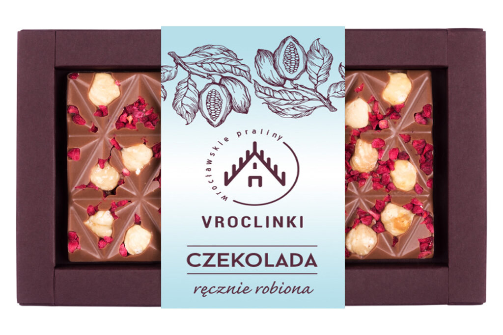 Czekolada Mleczna Z Malinami I Orzechami Laskowymi - Blue