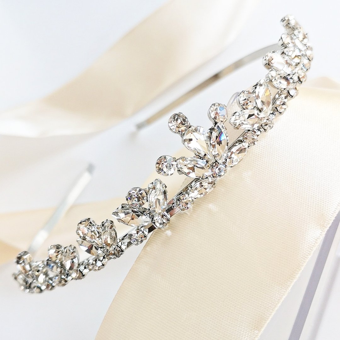 Diadem Tiara Ślubna Korona Delikatna Błyszcząca