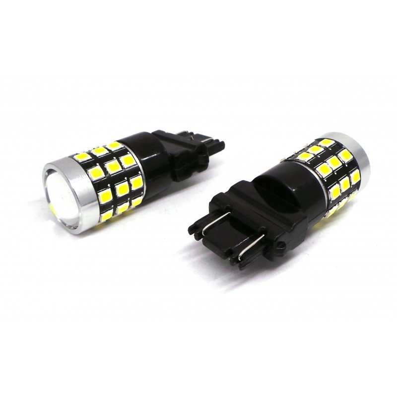 P27/7W Żarówka Led 3157 12-24V Canbus 1400Lm Biała Z Soczewką Motoledy