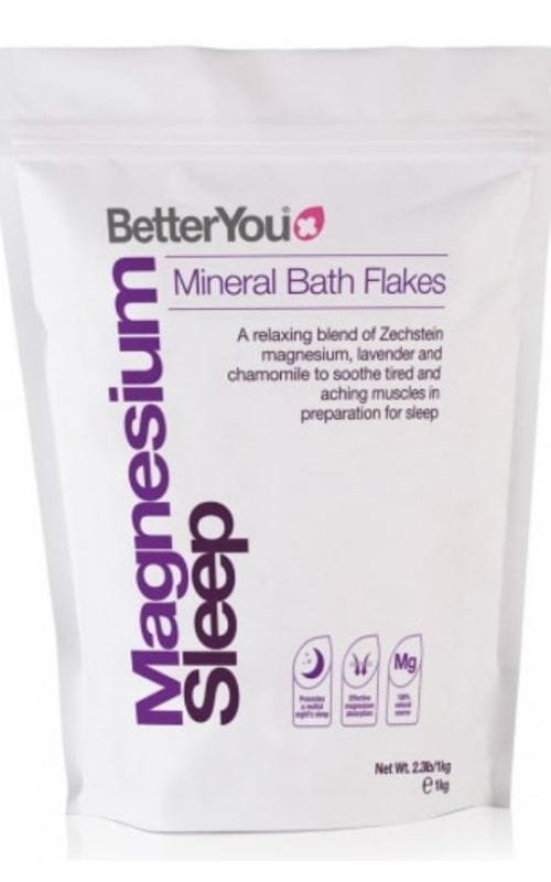 BetterYou Magnesium Sleep Bath Magnezowe płatki do kąpieli z relaksującymi olejkami eterycznymi 1 kg
