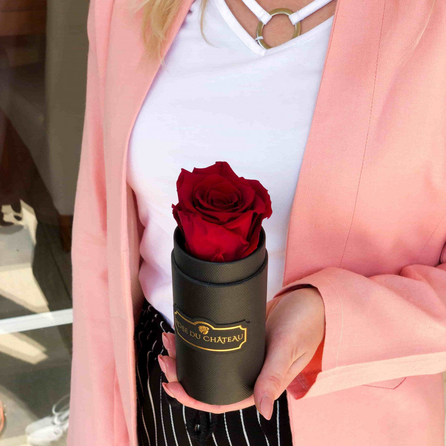 Czerwona Wieczna Róża w Czarnym Mini Flowerboxie / Rose du Château