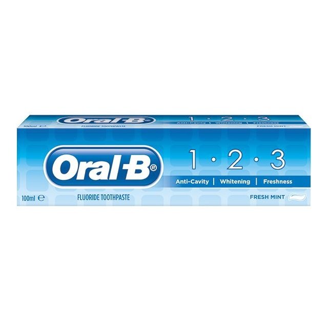 Oral B Oral B 1-2-3 pasta do zębów z fluorem 3 w 1 smak Mint 100 ml