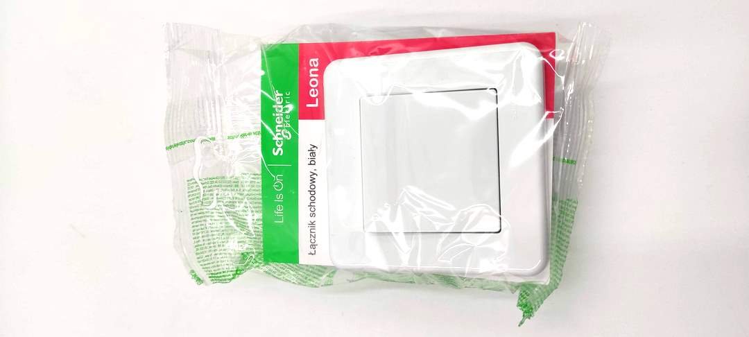 Schneider Electric Włącznik schodowy LEONA Biały