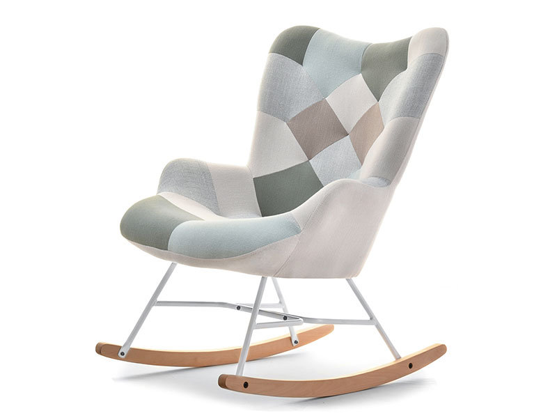 Subtelny Fotel Bujany Scandi Ze Wzorem Patchwork 2 Sibil Z Płozmi Buk
