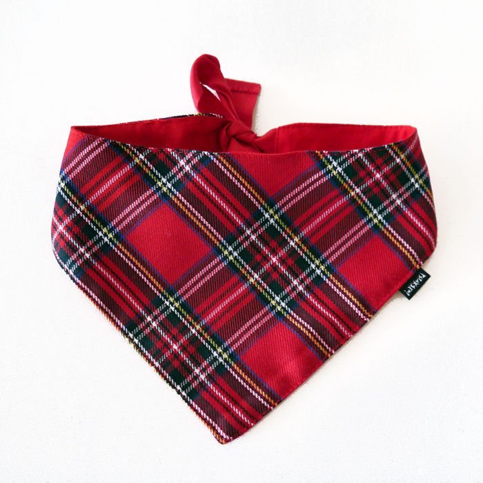 Bandamka świąteczna dla psa, wiązana chusteczka w szkocką kratę Tartan-M