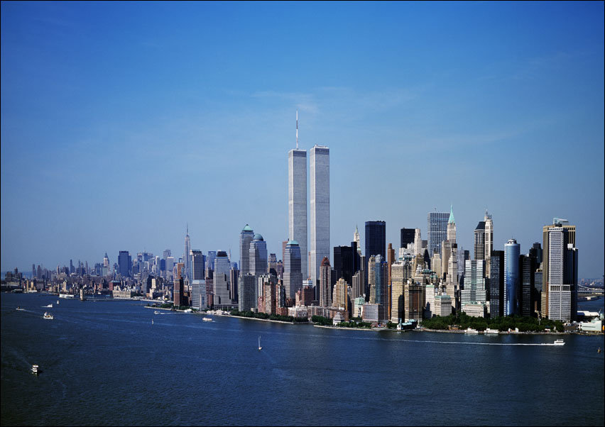 Aerial view of New York City, in which the World Trade Center Twin Towers is prominent., Carol Highsmith - plakat 40x30 cm