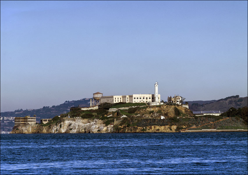 Alcatraz Island is an island located in the San Francisco Bay, Carol Highsmith - plakat 42x29,7 cm