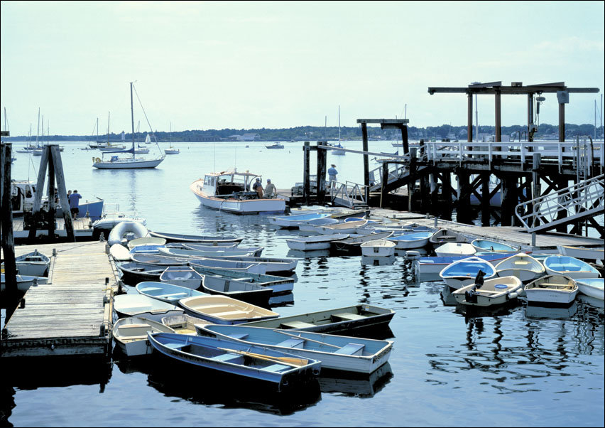 Boats congregate at the Kittery Point, Maine harbor., Carol Highsmith - plakat 100x70 cm