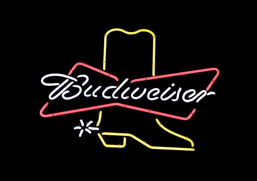 Budveiser beer neon sign in the Stockyards District of Fort Worth, Texas, Carol Highsmith - plakat 50x40 cm