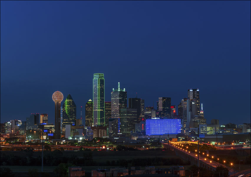 Dusk view of the Dallas, Texas skyline., Carol Highsmith - plakat 100x70 cm