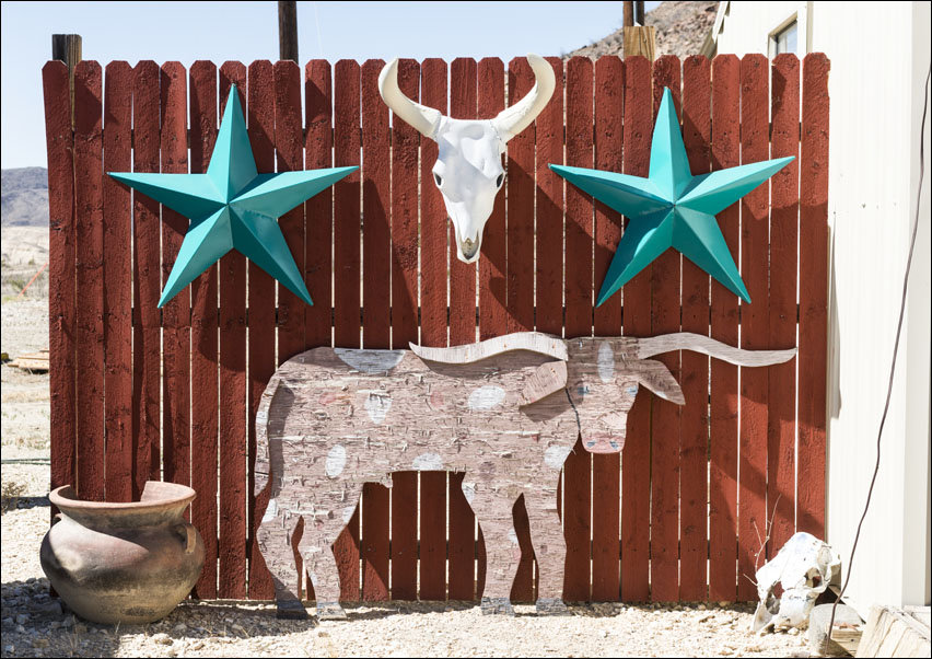 Funky art in Big Bend National Park in Texas., Carol Highsmith - plakat 30x20 cm