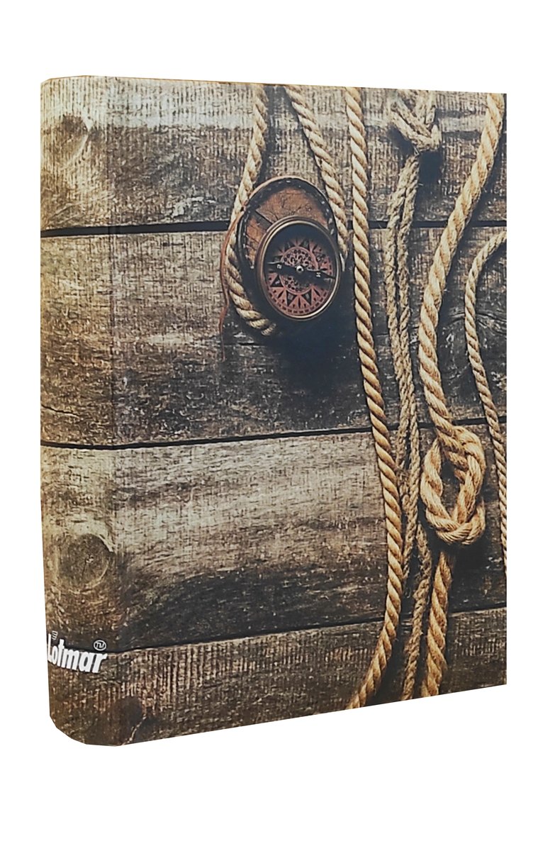 Album szyty na 200 zdjęć 10x15 z opisem WOODEN kompas