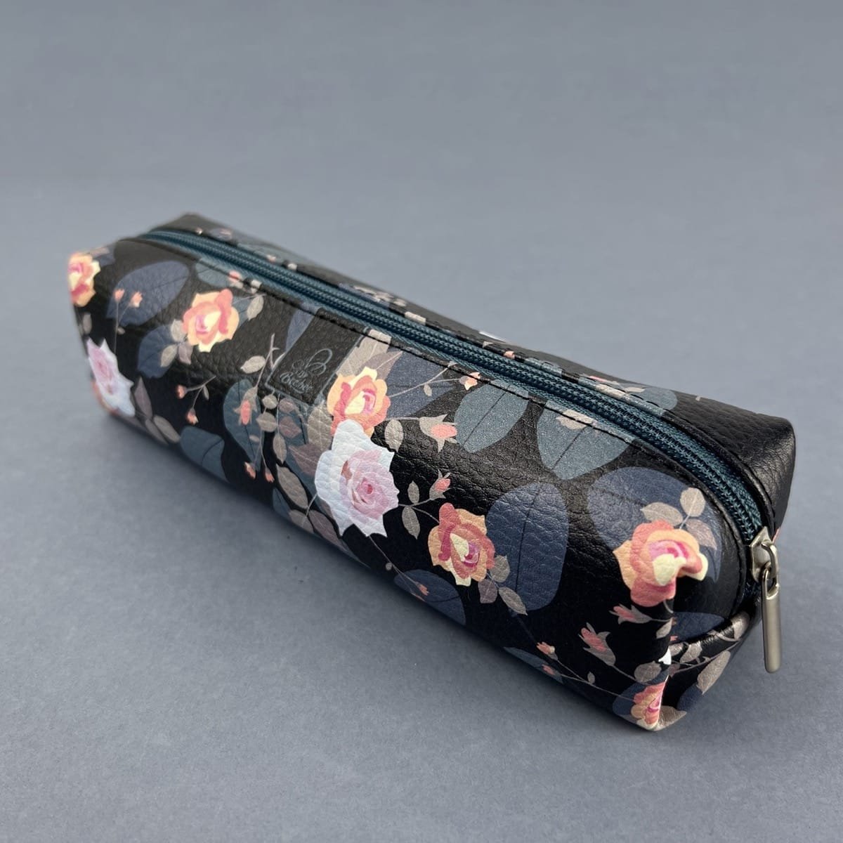 Piórnik prostokąt róże w czerni - Bee-bee