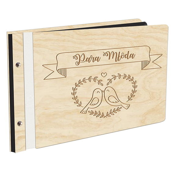 Album Na Zdjęcia Prezent Rocznicowy Para Młoda W Drewnianej Oprawie Z Czarnymi Kartami Z Grawerem