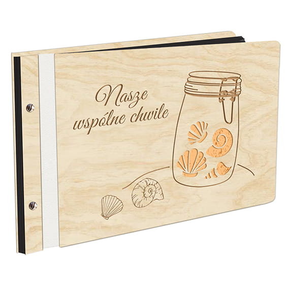 Album Na Zdjęcia Z Pierwszą Stroną W Kolorze W Drewnianej Oprawie Z Czarnymi Kartami Z Grawerem Nasze Wspólne Chwile Muszelki Plaża