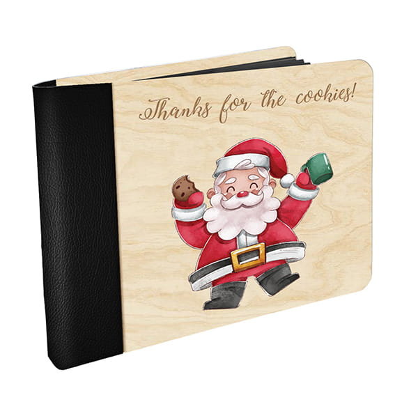 Drewniany MINI FOTO ALBUM na zdjęcia MIKOŁAJ z grawerowaną okładką z czarnymi kartami  prezent na święta