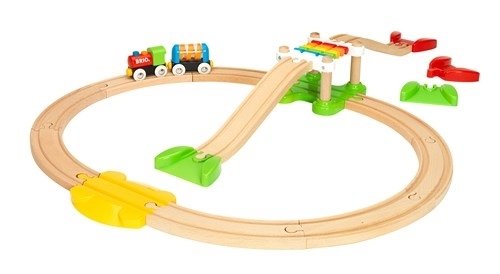 BRIO Pierwszy Pociąg z torami i mostem 33727