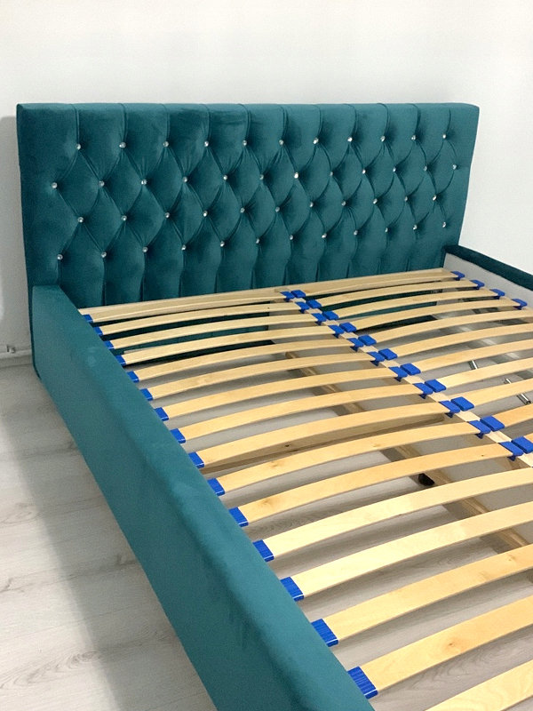 Łóżko Tapicerowane Z Kryształkami Pikowanym Oparciem 160x200 Monet / Meble Sypialnia