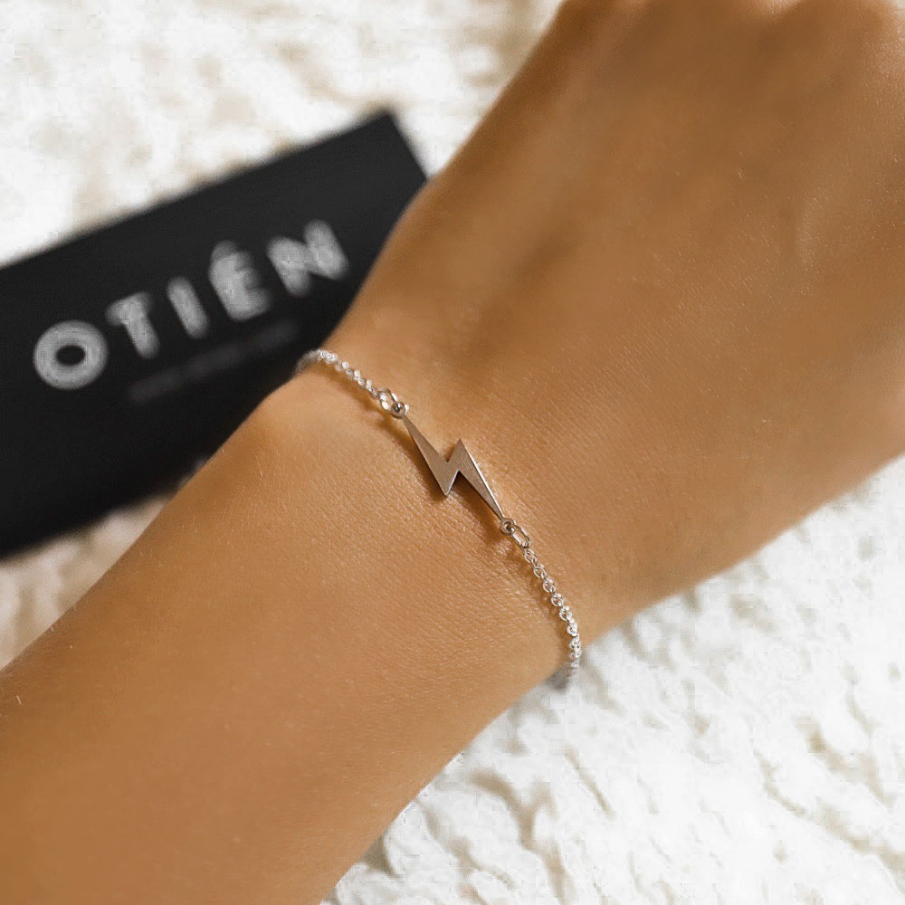 Bransoletka symbol Piorun srebrna