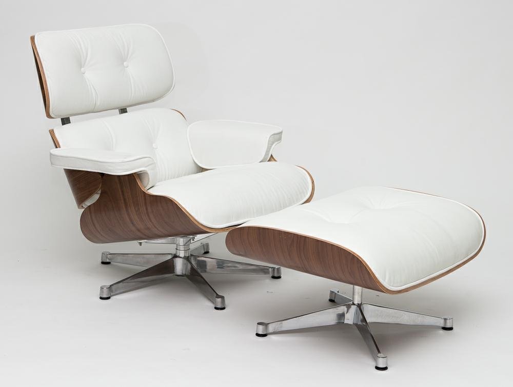 D2.Design Fotel Vip z podnóżkiem biały/walnut/ srebrna baza 217851