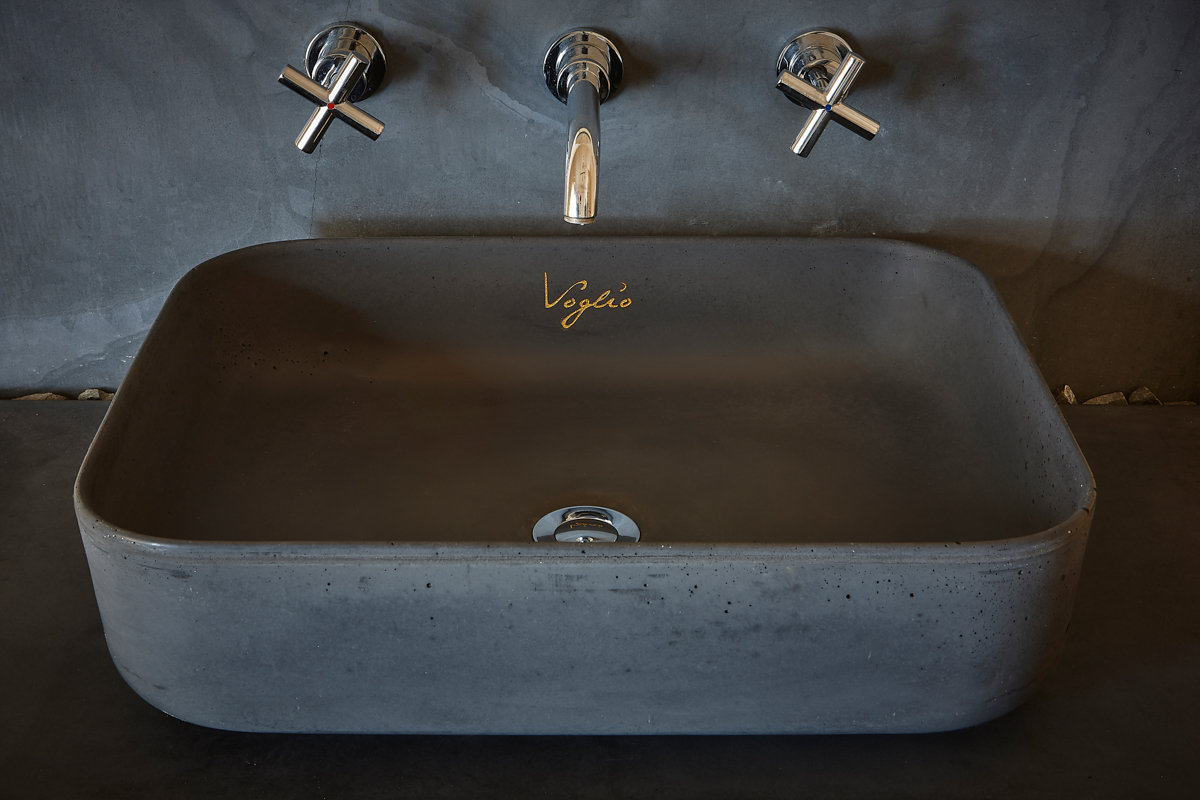 Umywalka Z Betonu Model V_23 Antracytowa  / Voglio