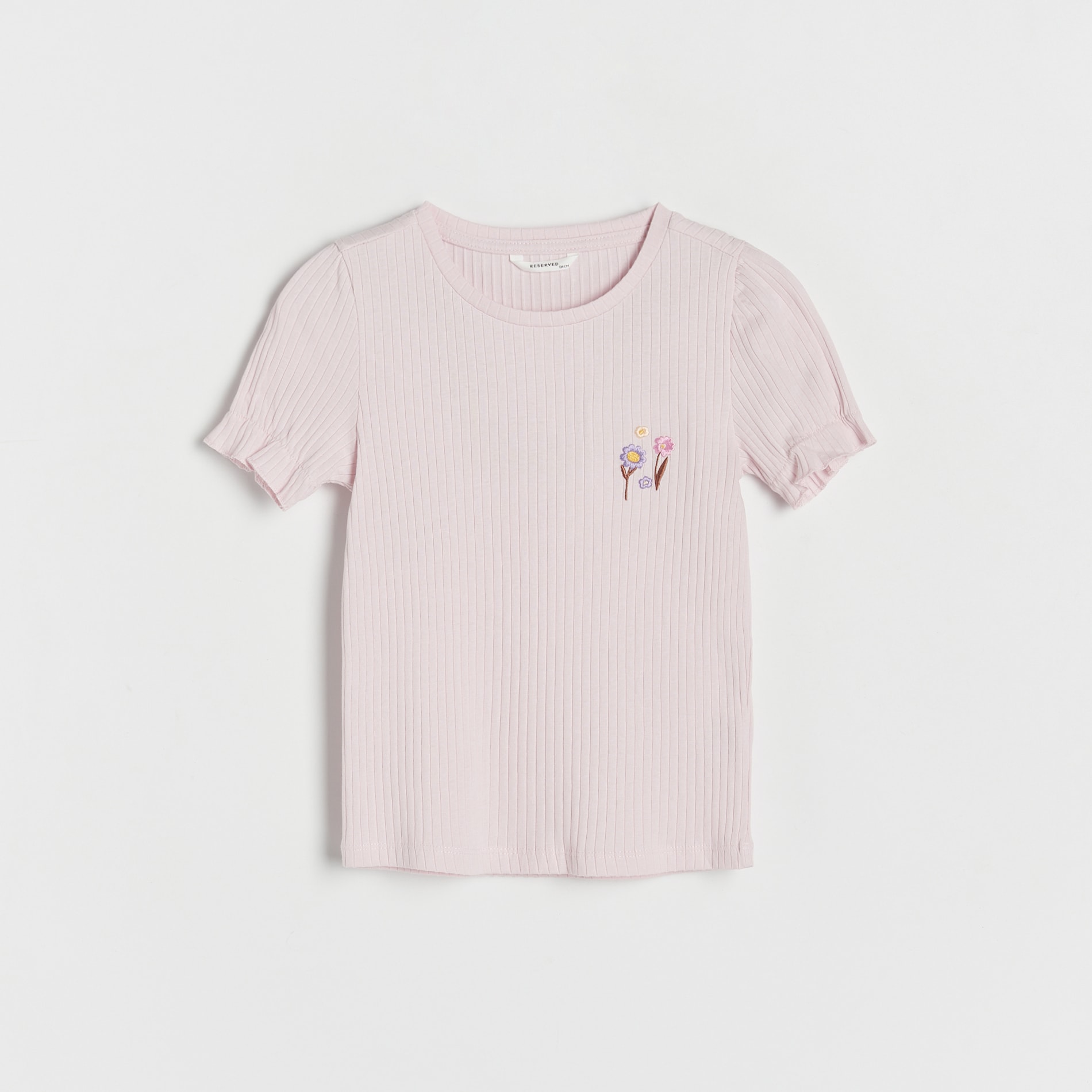 Koszulki dla dziewczynek - Reserved - Prążkowany t-shirt z haftem - Różowy - grafika 1