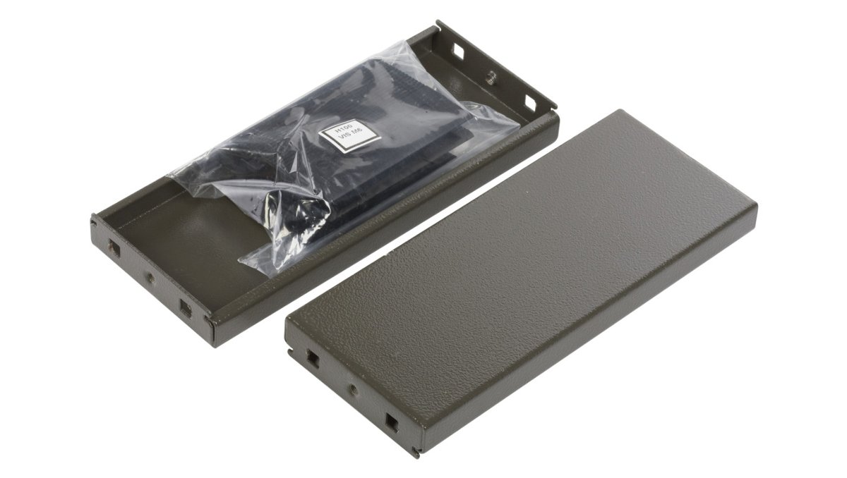 Schneider electric Cokół do obudów część boczna 100x400mm NSYSPS4100 NSYSPS4100