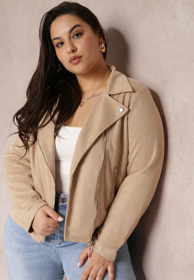 Beżowa Asymetryczna Kurtka Ramoneska z Imitacji Zamszu Kmiya