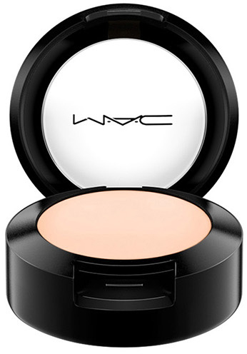 MAC Cosmetics Studio Finish SPF 35 Concealer Nw15