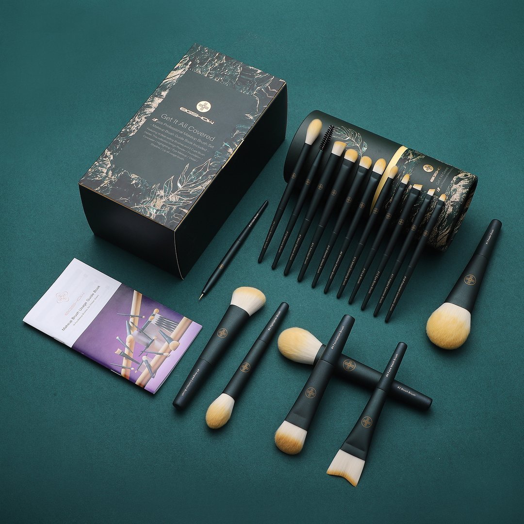Eigshow Get it all covered Zestaw 18 szt Pędzli Pro Makeup z Tubą
