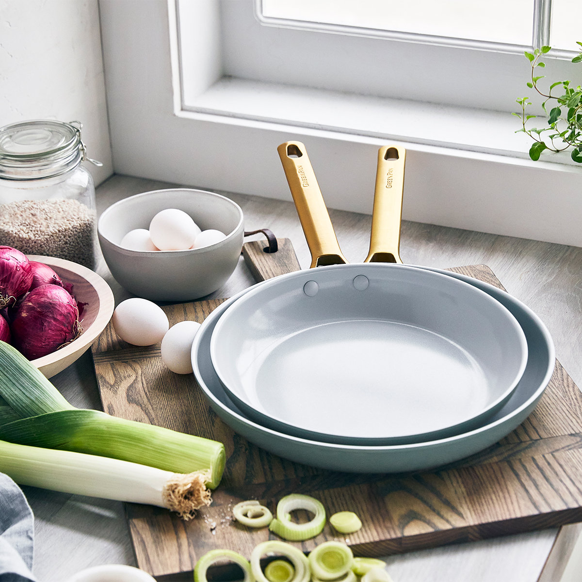 Patelnie ceramiczne PADOVA SkyBlue 26 + 30 cm / GreenPan