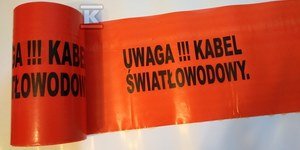 Taśma oznacznik pomarańczowa 200mm X 100m (nadruk) Uwaga Kabel Światłowodowy