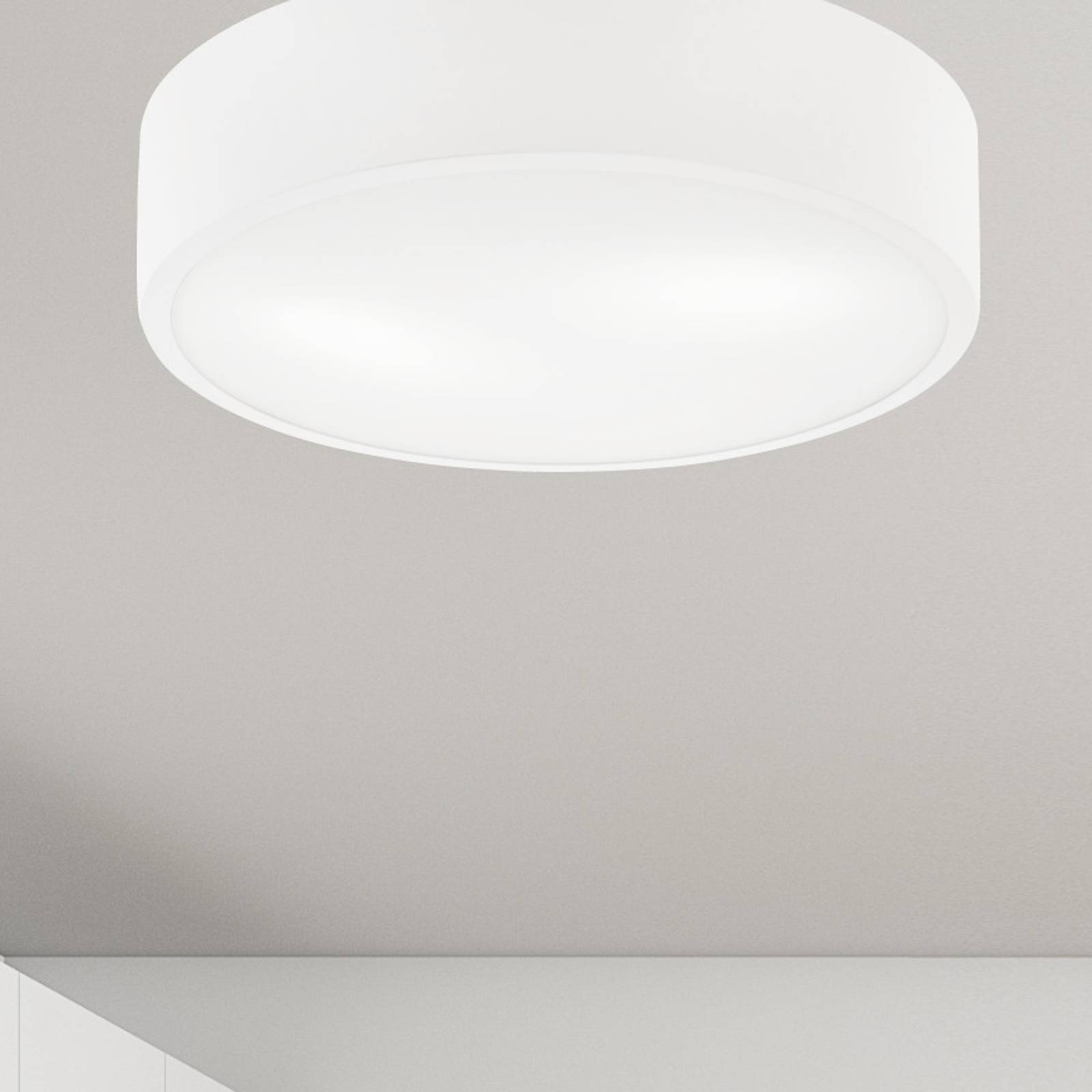 Lampa sufitowa Kimban z metalu, Ø 36 cm, biała