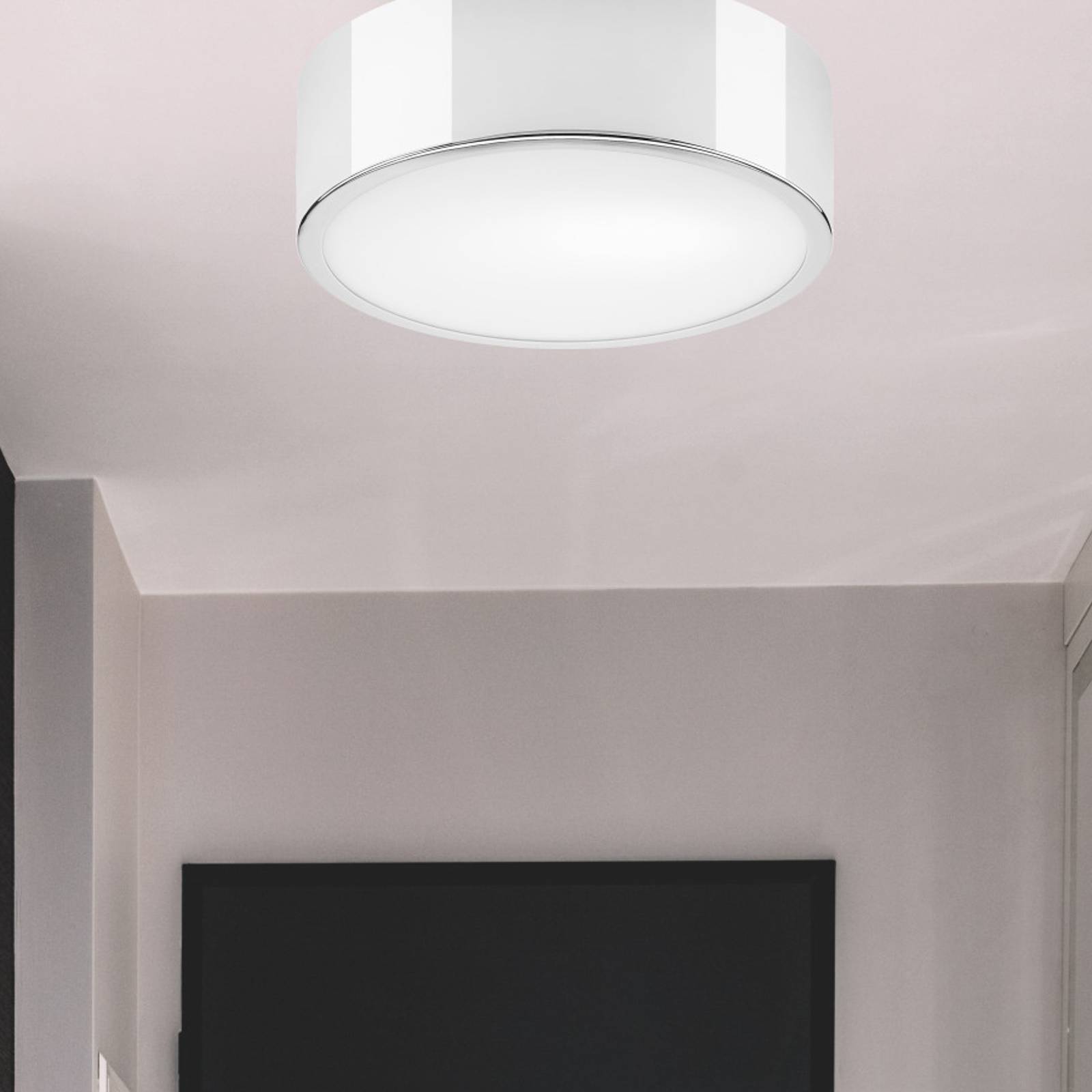 Lampa sufitowa Kimban z metalu, Ø 26 cm, chrom