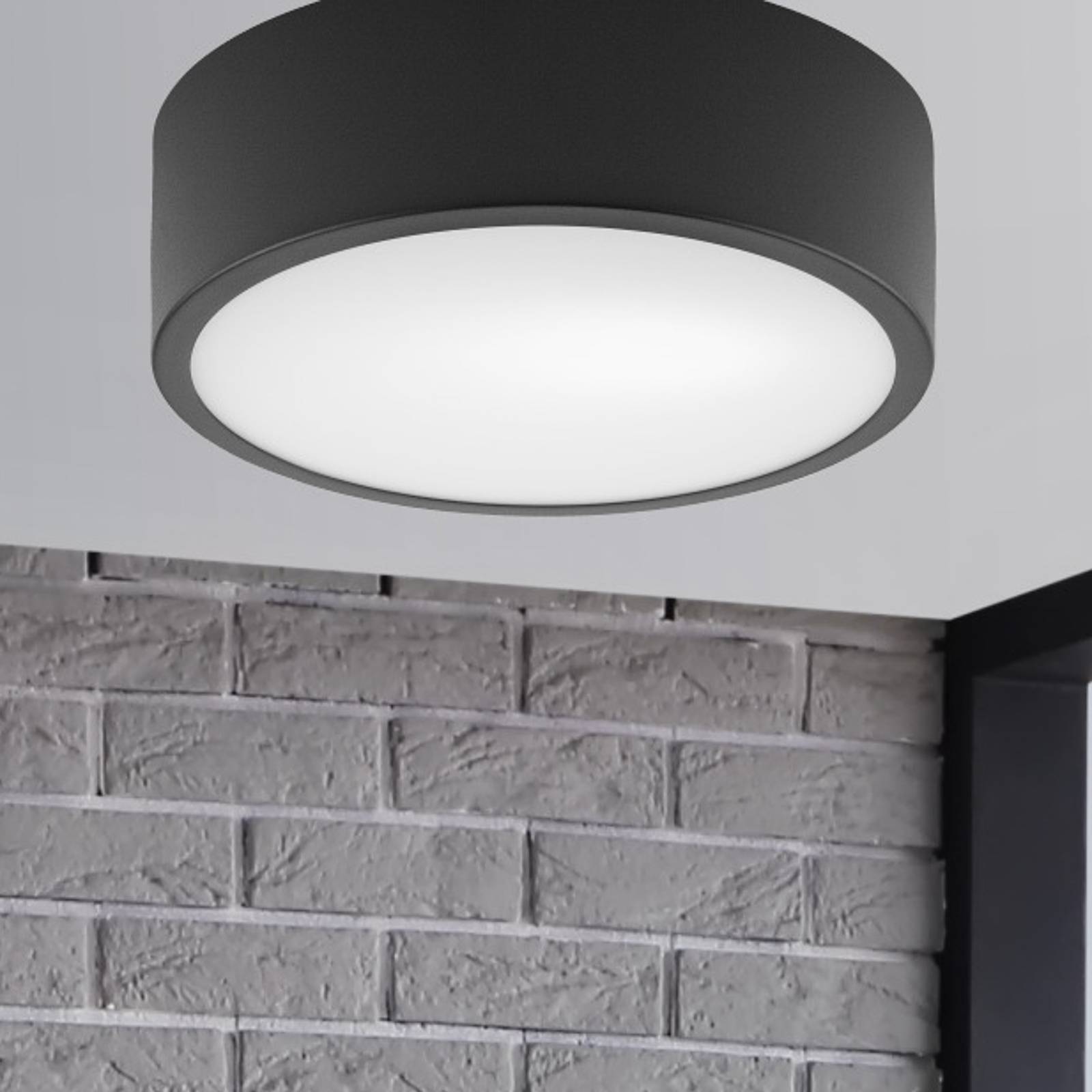 Lampa sufitowa Kimban z metalu, Ø 26 cm, czarna
