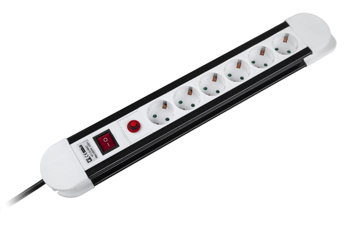 Rebel Przedłużacz z filtrem Rebel German type - 6 gniazd, 1,5m URZ3069-1,5B