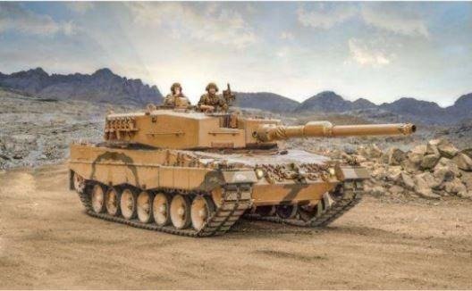 Italeri Leopard 2A4 6559