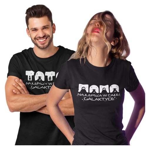 Koszulka dla Mamy i Taty na Dzień Matki i Ojca z napisem Mama najlepsza w całej galaktyce i Tata najlepszy w całej galaktyce w kolorze czarnym